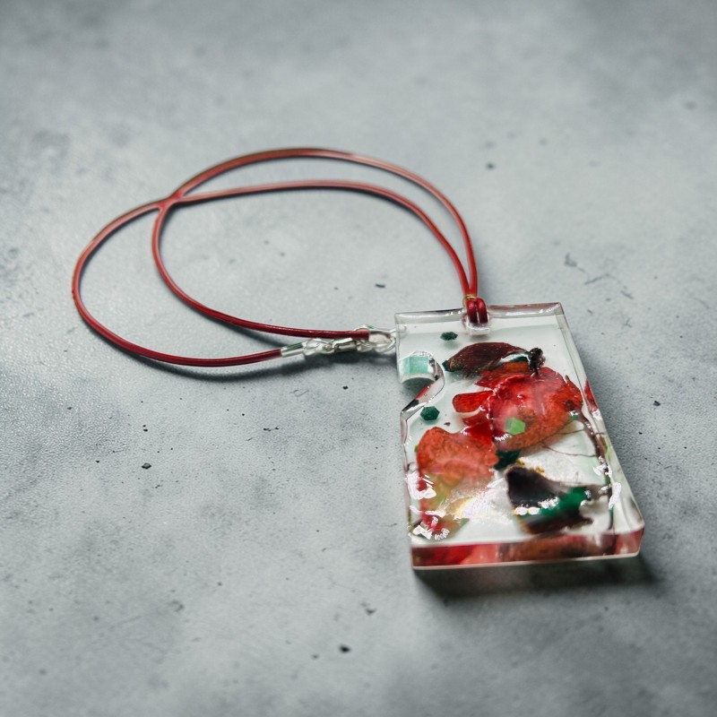Pandantiv handmade din rășină epoxidică